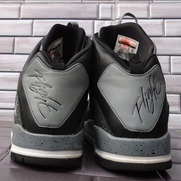 Size 12. Jordan Flight leather basketball  sneakers shoes. main image 5